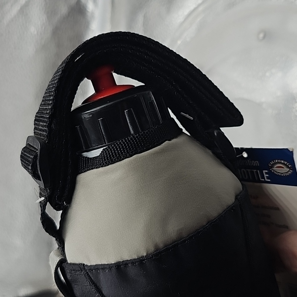 H California Innovations 1 Liter Insulated Leak Proof Sports Bottle NWT Pristine - Picture 12 of 13